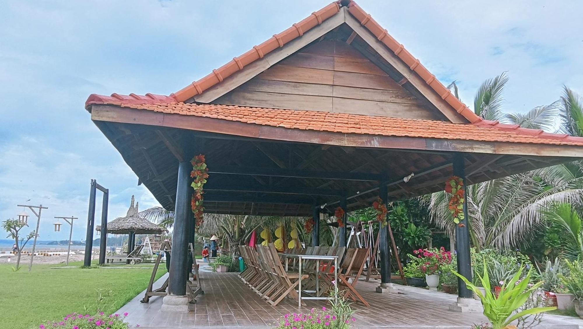 Bien Ngoc Homstay Phan Thiết Esterno foto